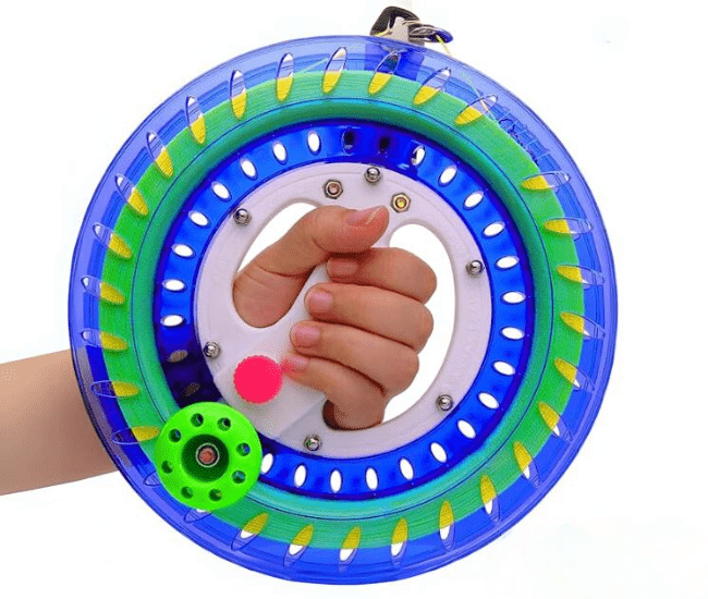 Hand-Held Kite Reel